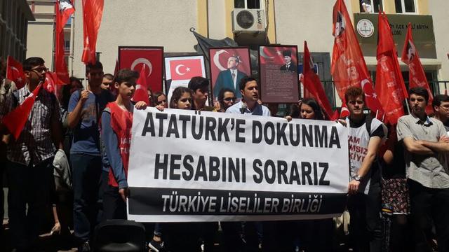 ATATÜRKSÜZ EĞİTİM MİLLİ DEĞİLDİR!