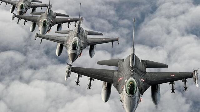 Mehmetçik Afrin sınırında