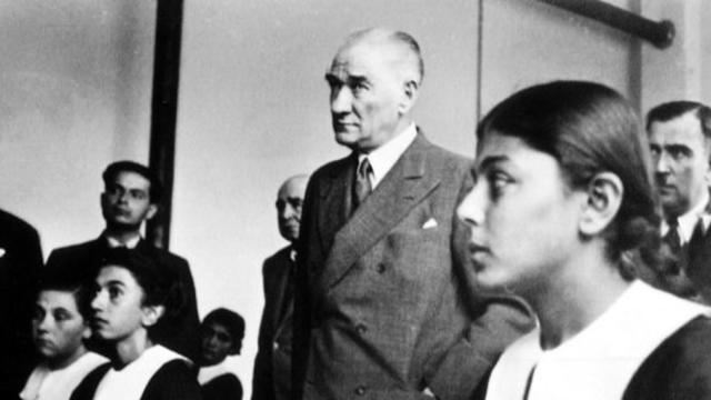 Danıştay’dan MEB’e Atatürk dersi!