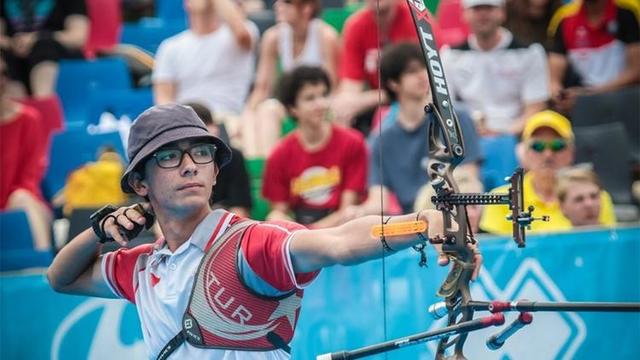 Mete Gazoz'dan Avrupa ve Dünya Rekoru