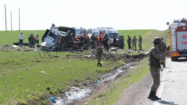 Diyarbakır'da Askeri Araca Mayınlı Tuzak! 6 Asker Şehit Oldu