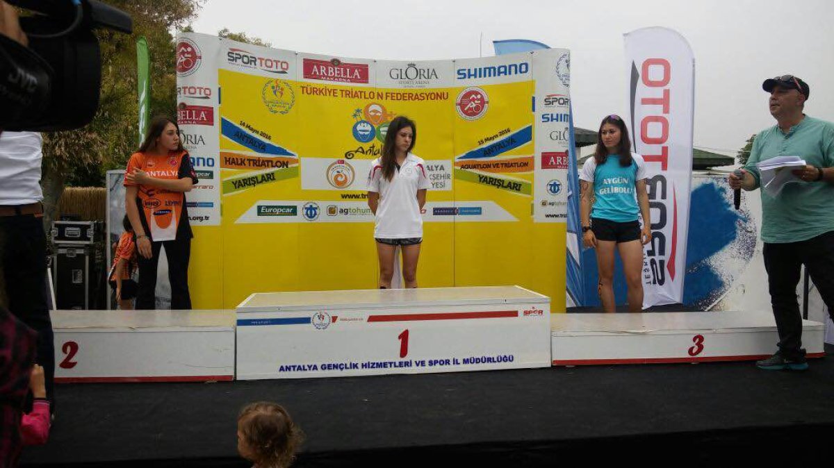 Türkiye Triatlon Şampiyonu TLB'den!