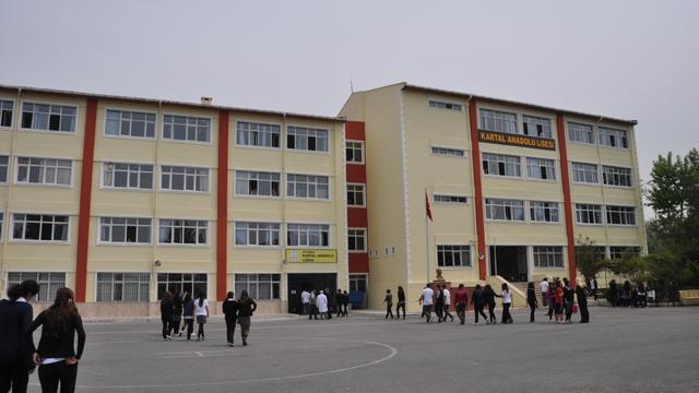 Kartal Anadolu Lisesinden Geri Vites