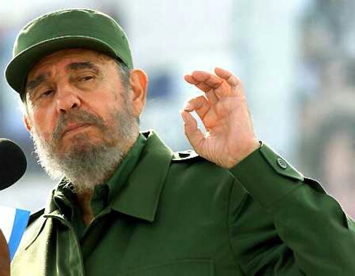 Castro 90'a taktı: Obama dik duramaz