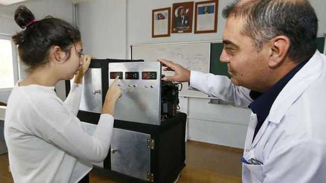 Doktor Babası İçin Geliştirdiği Proje Dünya Birincisi Oldu