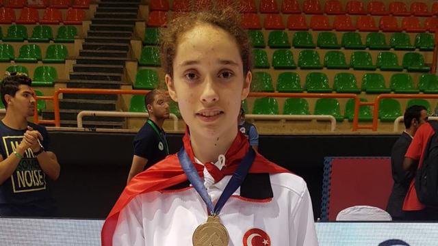 Huriye Nur Ergin Dünya Şampiyonu!