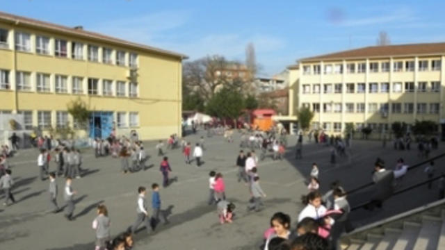 İmam Hatip İçin Okul Bölünüyor