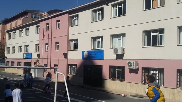 Öğretmen "İrem" İsmini Yasakladı