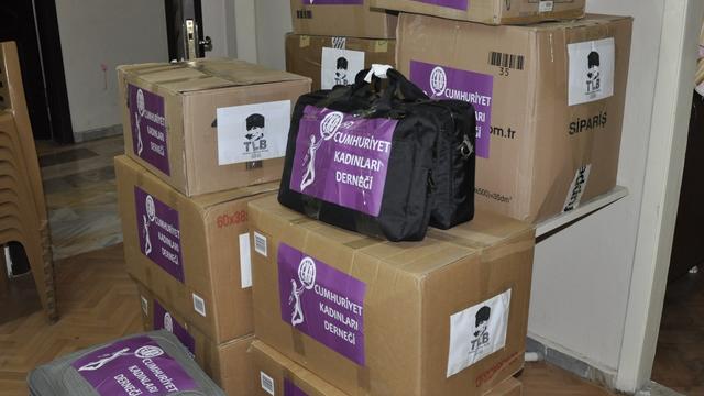 TLB Adana'dan k&ouml;y okuluna yardım