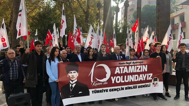 Denizli'nin Vatansever Gençleri Atatürk Gibi Teşkilatlı ve Teşkilatçı