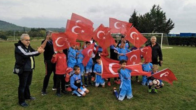Şırnaklı Minikler Barcelona'da Şampiyon Odu