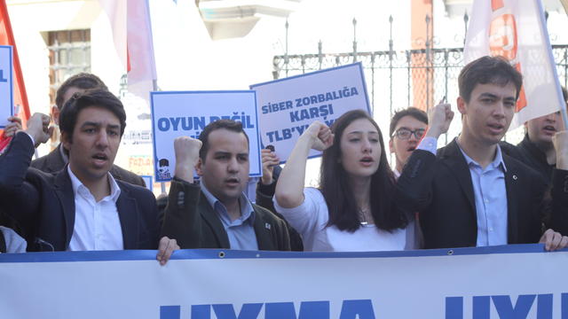 Oyun Değil Virüs Sistemden Güçlüyüz