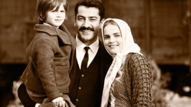 Gelin Uzun Bir Hikaye De Beraber Yazalım
