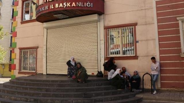 &Ouml;nc&uuml;lerden İmzalar Peş Peşe Geliyor