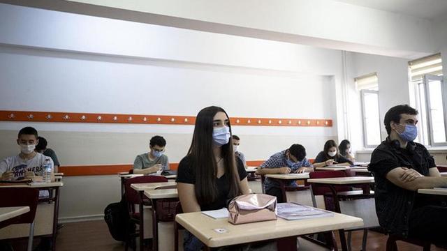 'Okullar için 2 senaryo gündemde'