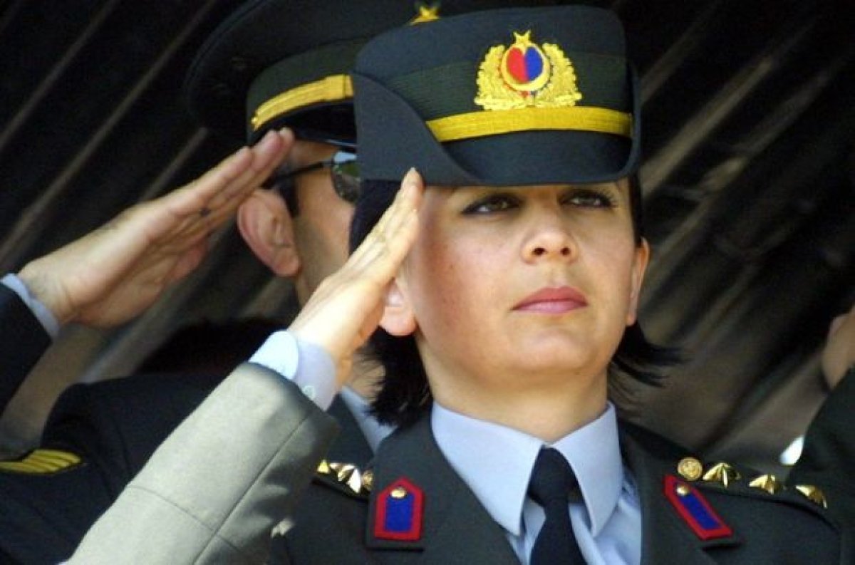 Songül Yakut Gibi Kahraman Türk Subayları Yetişmektedir